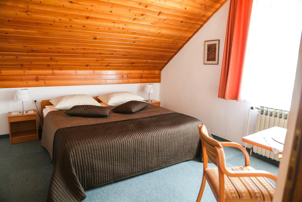 Vila Romana Kranjska Gora Rum bild